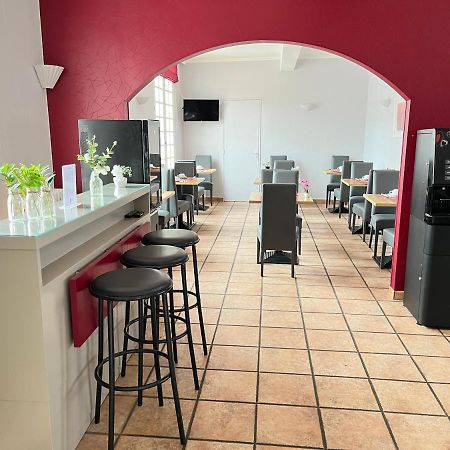 Logis Hotel L'Arche De Noe מראה חיצוני תמונה