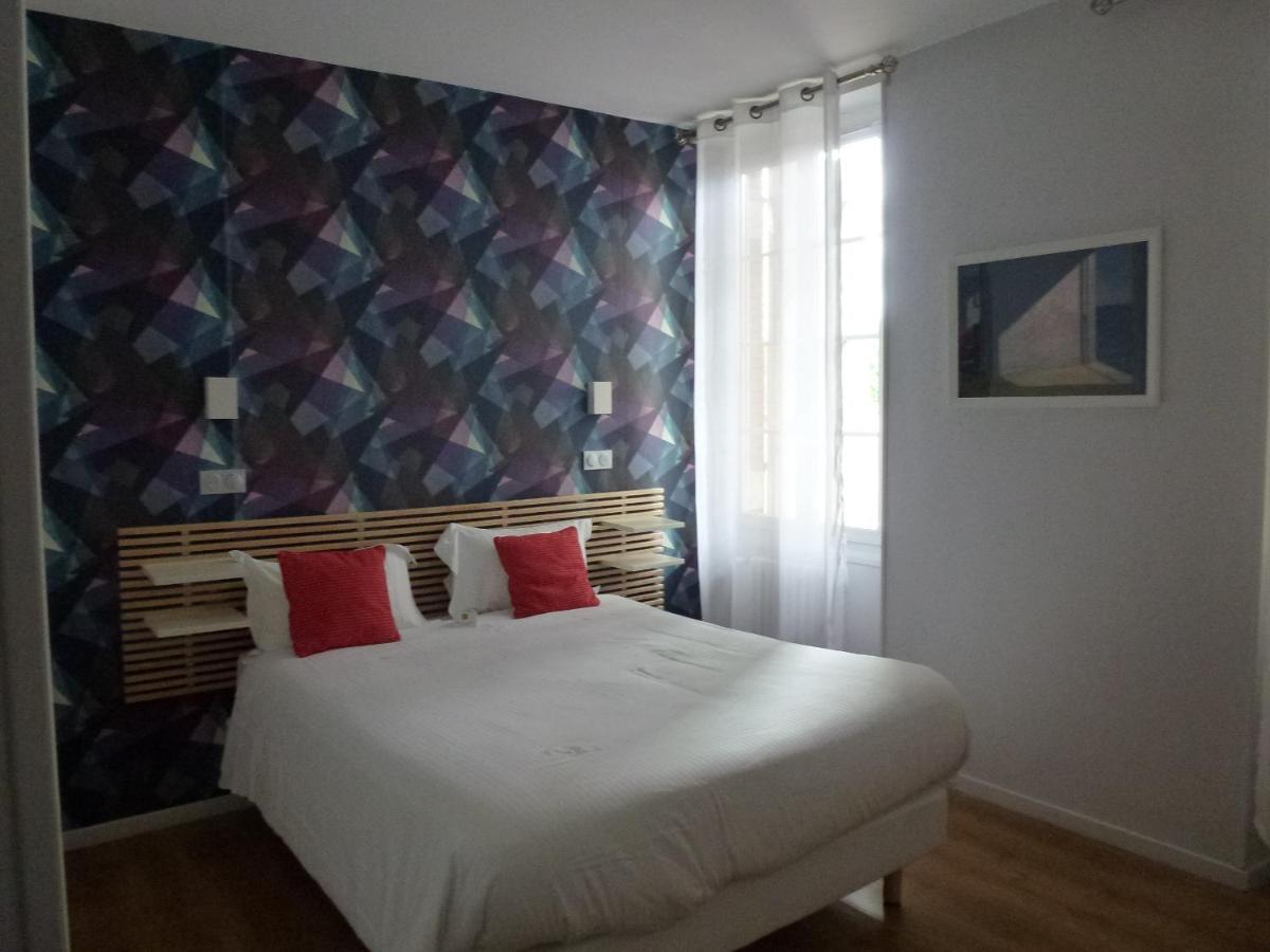 Logis Hotel L'Arche De Noe מראה חיצוני תמונה