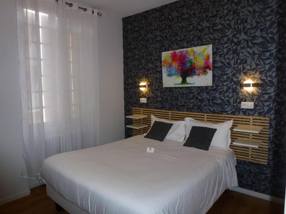 Logis Hotel L'Arche De Noe מראה חיצוני תמונה