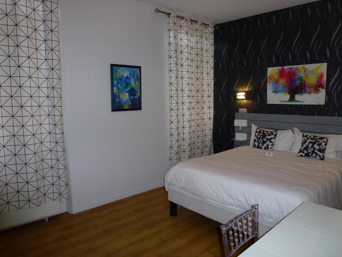 Logis Hotel L'Arche De Noe מראה חיצוני תמונה